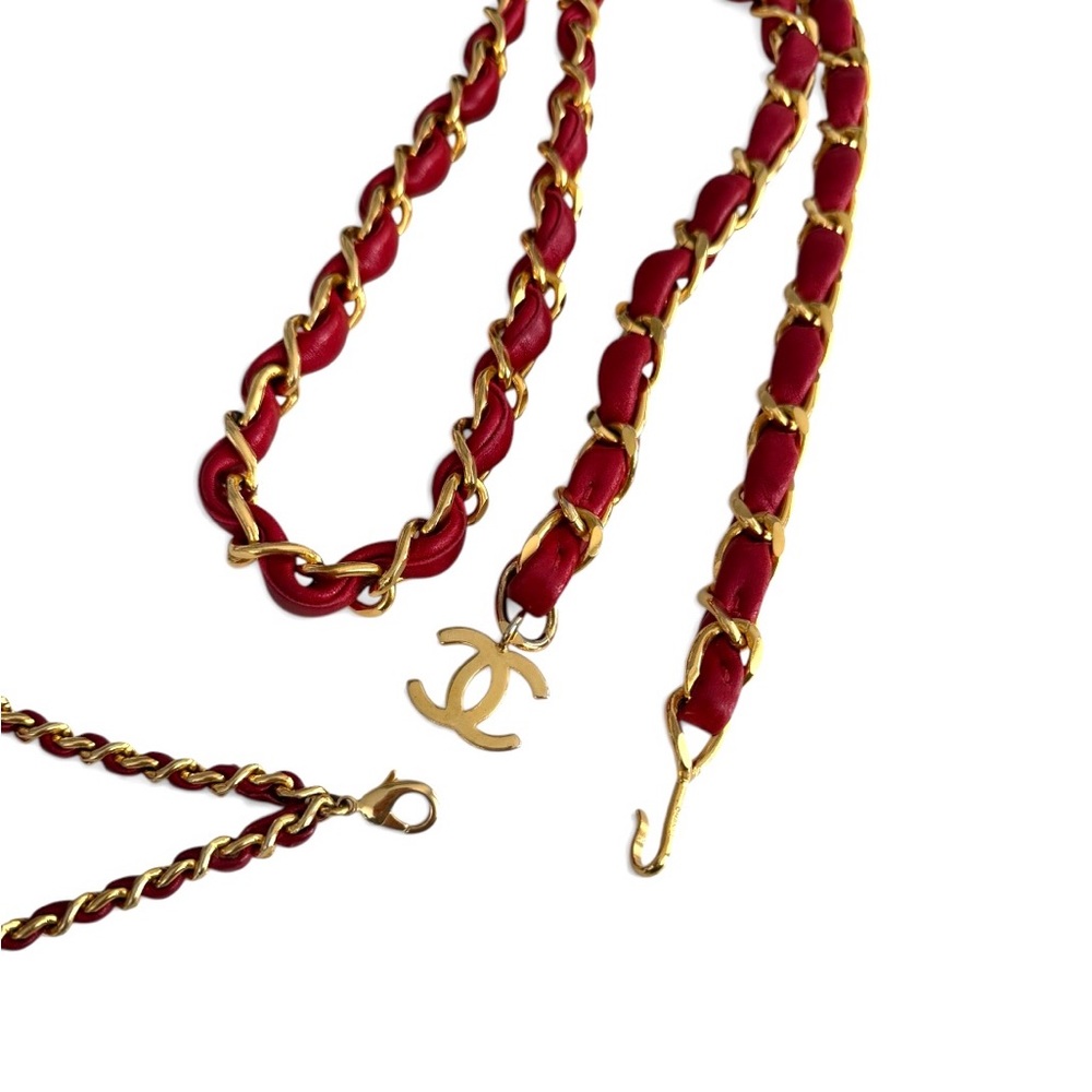 CHANEL 1989 Mini Matelasse Coco Mark Chain Belt Waist Bag | Vintage | 24K Plated - Picture 8 of 15